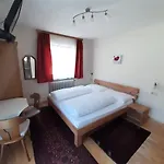 Haus Christine 富尔普梅斯